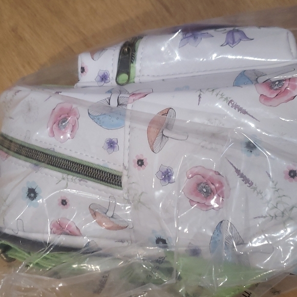 LOUNGEFLY Disney Peter Pan Grumpy Tinker Bell Forest Mini Backpack Nwt - Picture 6 of 7